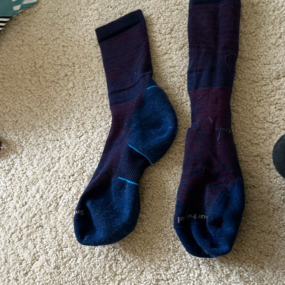 Smartwool women’s run socks, above the ankle